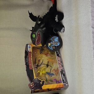How To Train Your Dragon 2 Figure Set Ultimate Battle Collection  Toothless Pupp